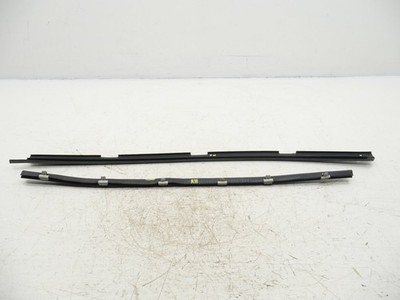 2014-2019 Chevrolet Corvette C7 RH Door Weather Strip Seal Set 23442263 OEM