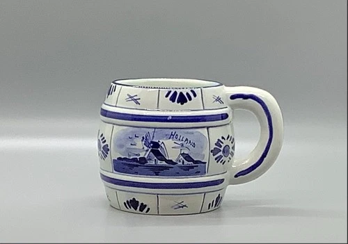 VTG Delft Blue and White Windmill Floral Design Hand painted Art Barrel Beer Mug