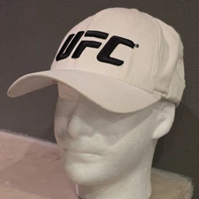 UFC Flexfit White Baseball Hat Cap Size L/XL EUC Yupoong