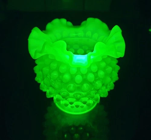 Vintage Uranium Fenton Lime Green Opalescent Hobnail Ruffle Glass Vase 4.5" Tall