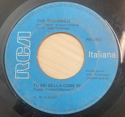 The Showmen    Tu Sei Bella Come Sei / Dedicato A Te