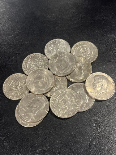 1983P  1983 P Kennedy Half Dollar • Average Circulated • Buying 1 Coin