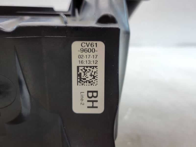 2017 2018 2019 Ford Escape 1.5L Air Cleaner Box Intake Assy CV6Z9600G