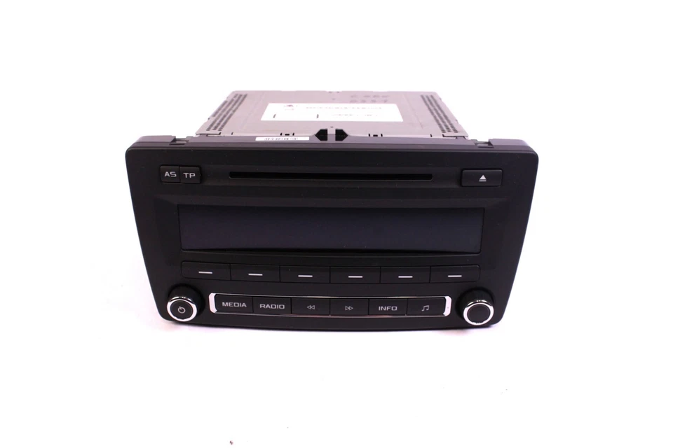CD Autoradio Skoda Octavia 1Z MP3 Swing 1Z0035161 P Radio Delphi + Code/Anleit. - Bild 2 von 3