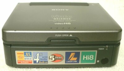 SONY Hi8 ビデオウォークマン 8ミリビデオカメラ / ビデオウォークマン 1993年6月 | ソニー