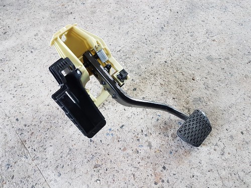 BMW 5er F10 F11 LCI Fußhebelwerk Bremspedal Automatikgetriebe 6775368