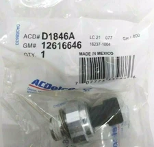 ACDelco 12616646 GM Original Equipment Engine Oil Pressure Sensor