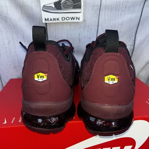 maroon nike vapormax
