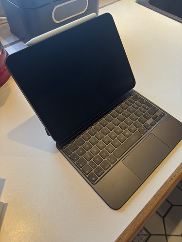 iPad Pro 11‑inch (M4) Wi‑Fi + Cellular mit 256 GB in Space Schwarz..