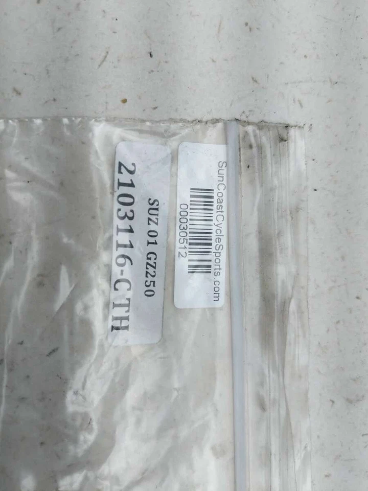 Elevadores de manillar 01 Suzuki GZ 250 Foto 4 de 4