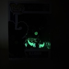 Funko Pop! Games: World of Warcraft - Illidan in Demon Form Chase W/Protector