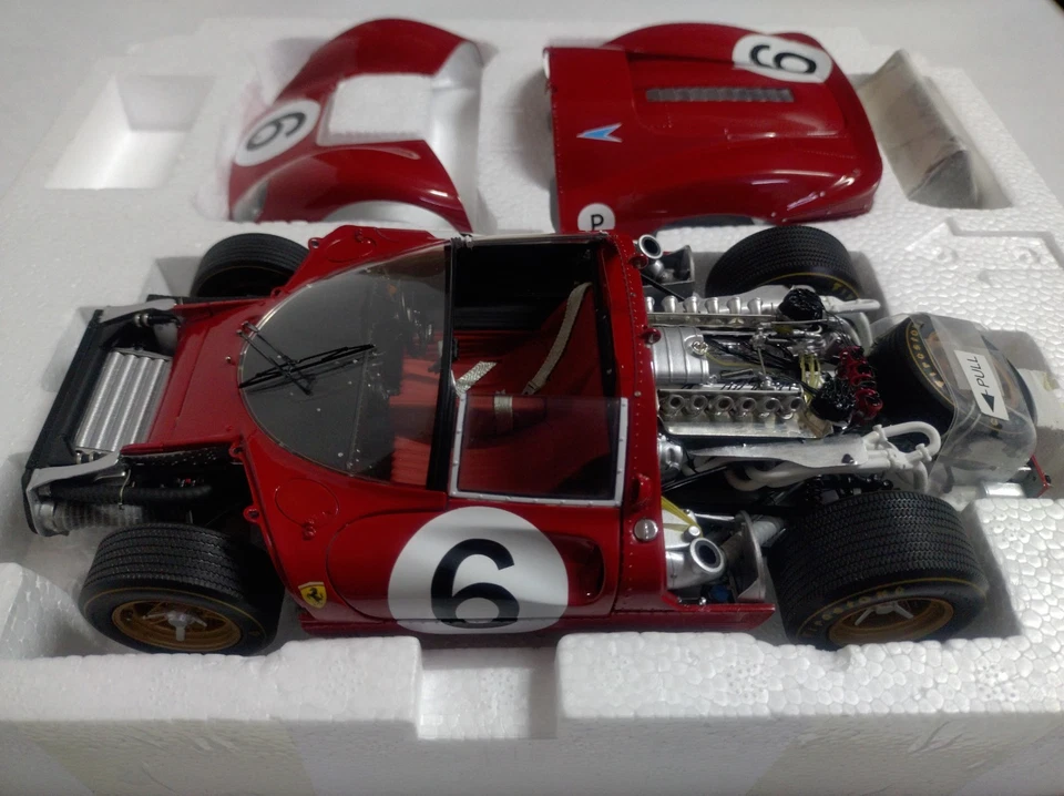 GMP 1:18 1967 Ferrari 330 P4 Spyder #6 - Image 3 of 4