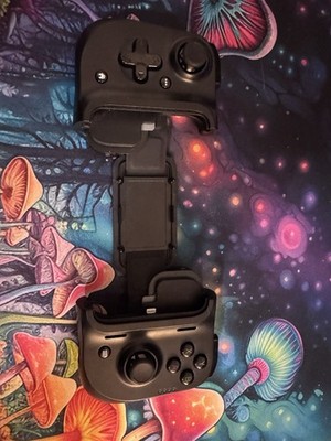 Razer Kishi Smartphone Controller for iPhone - Black