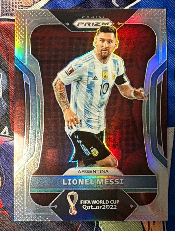 Panini 2022 Prizm World Cup Qatar Lionel Messi Silver Argentina Soccer CLEAN