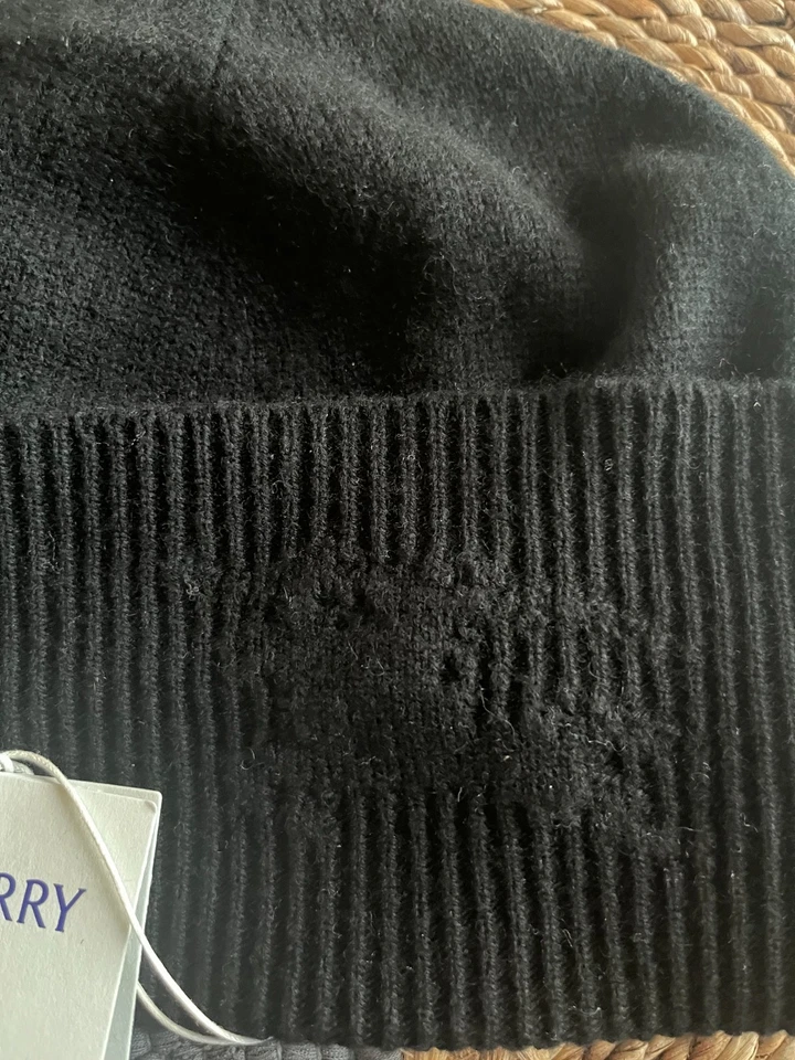 Gorro Burberry tejido envejecido caballero ecuestre negro cachemir $320 nuevo con etiquetas Foto 3 de 4