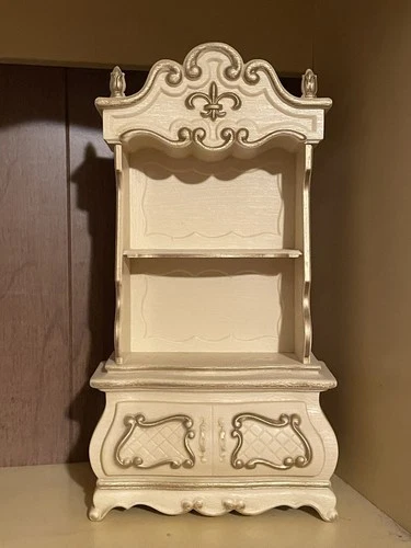 Barbie Suzy Goose Doll Vintage French Provincial China Hutch Accessory