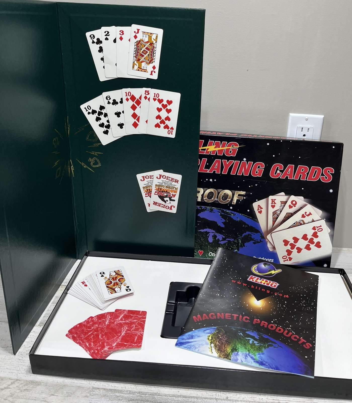 Kling Playing Cards & Game Board w/ Card Deck Windproof Beach