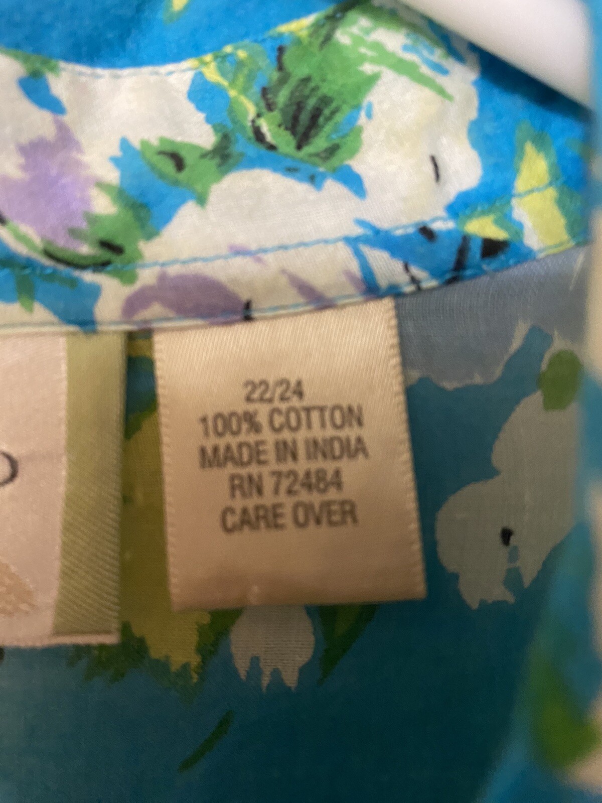 CAPISTRANO ESSENTIALS BUTTON UP FLORAL BLOUSE TUN… - image 6