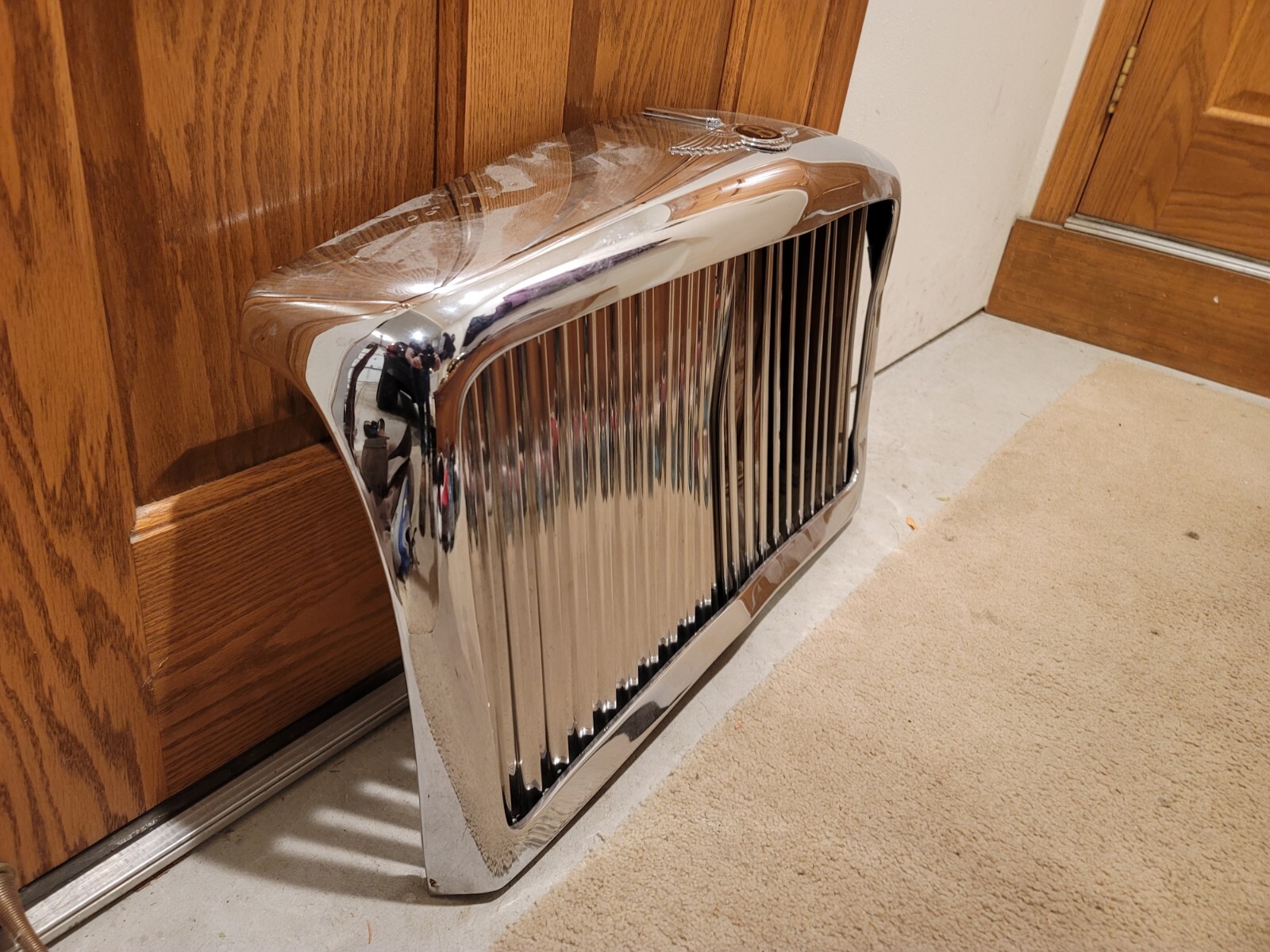 1986 Bentley Mulsanne Grill - damaged Left side