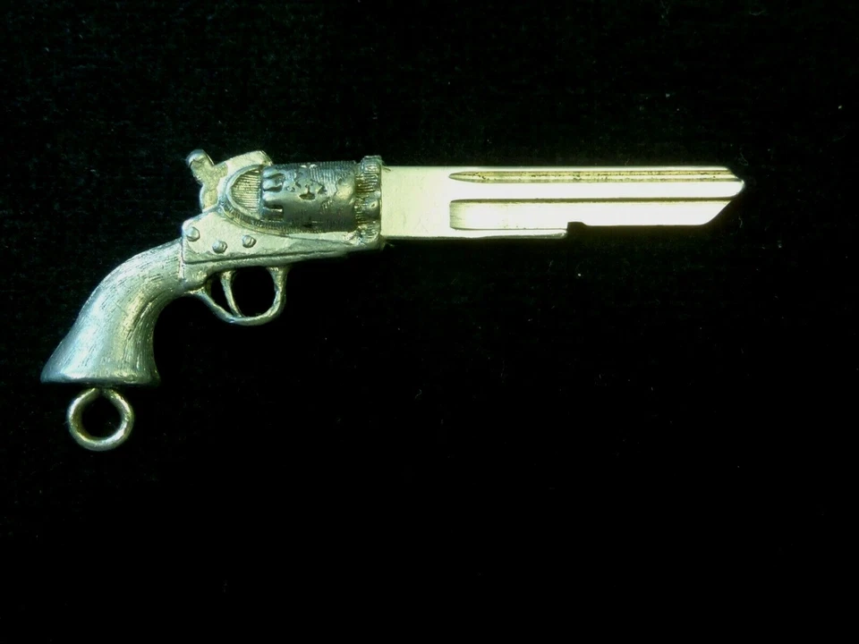 LLAVE DE ESCUDO CHEVROLET OSCO COLT 45 compatible con 1967 1971 1975 79 83-86 NOVA IMPALA MALIBU Foto 3 de 4