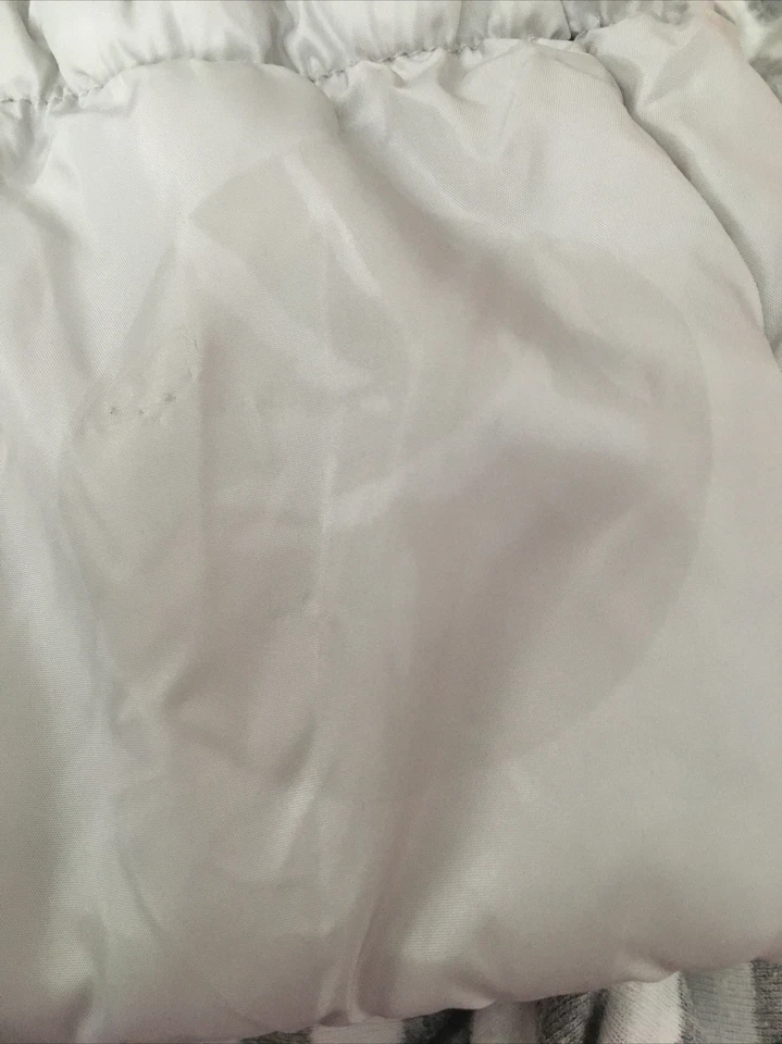 Chaleco Gris Energie y Camisa Manga Larga a Rayas Niñas Talla Mediana Foto 4 de 4