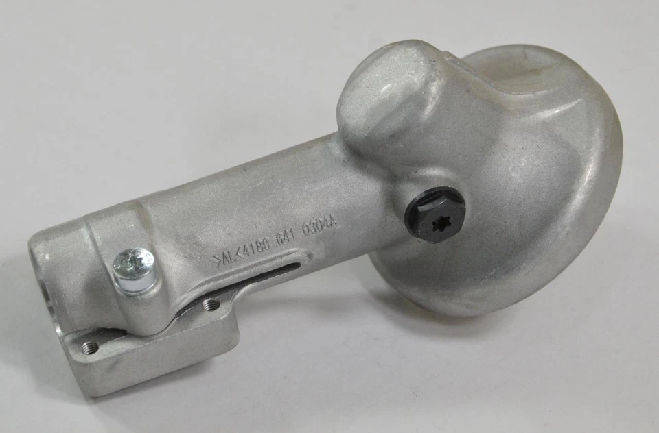 Genuine STIHL Trimmer GEAR CASE HEAD GEARBOX & GUARD FS FS-R 130 131 111 110 - Image 4 of 4