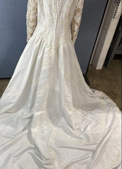 Vestido de novia vintage premium blanco satinado manga larga encaje talla grande Foto 4 de 4