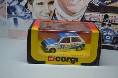 VINTAGE CORGI - AUSTIN METRO RACE CAR - DATAPOST - MODELLAUTO IM MASSSTAB 1:36 281