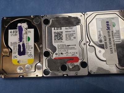 lot of 3 4TB Hard Drive's Western Digital Toshiba poor cosmetic condition boots