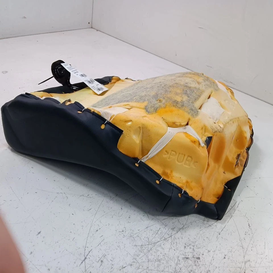 Asiento con canastilla trasero derecho pasajero Subaru BRZ 2013 2014 2015 2016 Foto 2 de 4