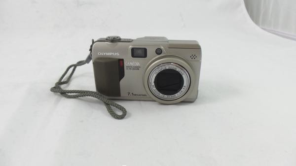 Olympus Camedia C-70 Zoom Digital Camera 7.1 MP 5x Optical Zoom | eBay