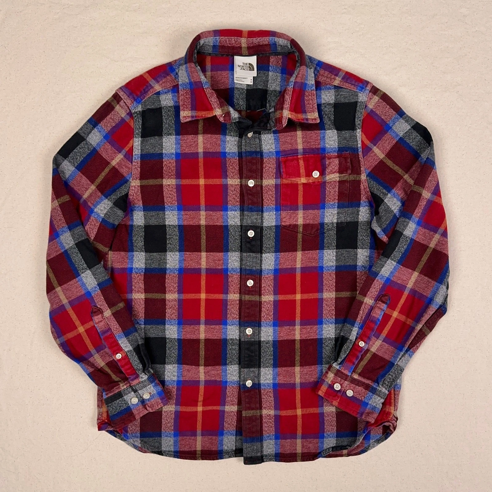 The North Face Heavyweight Flannel Button Up Shirt Mens Medium Red Plaid Outdoor
Opens in a new wind