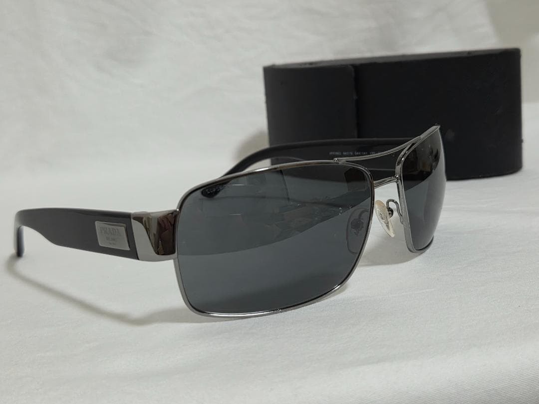 Prada Icon Plate Logo Teardrop Metal Combo Sunglasses Black Used thumbnail 2