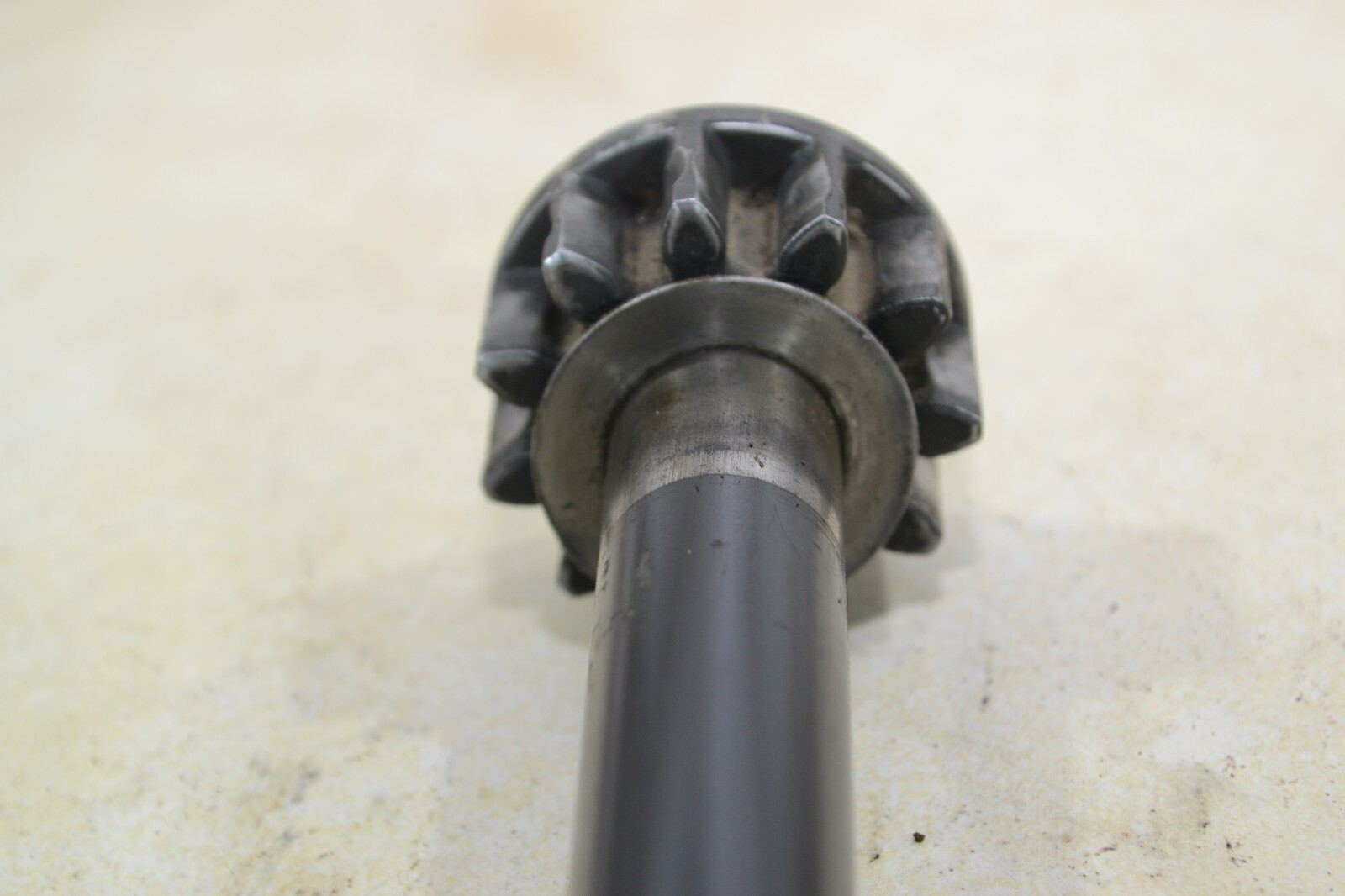 OEM USED JOHN DEERE STX 46 BLACK DECK STEERING PINION SHAFT AM121975 eBay