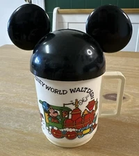 Vintage Disney World Mickey Mouse Daisy Donald Minnie Ears Cup DEKA Plastics