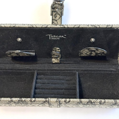 Tuscan Designs Travel Jewelry Case Black Lace Hard Roll Snap Close Velvet Inside - Picture 5 of 9