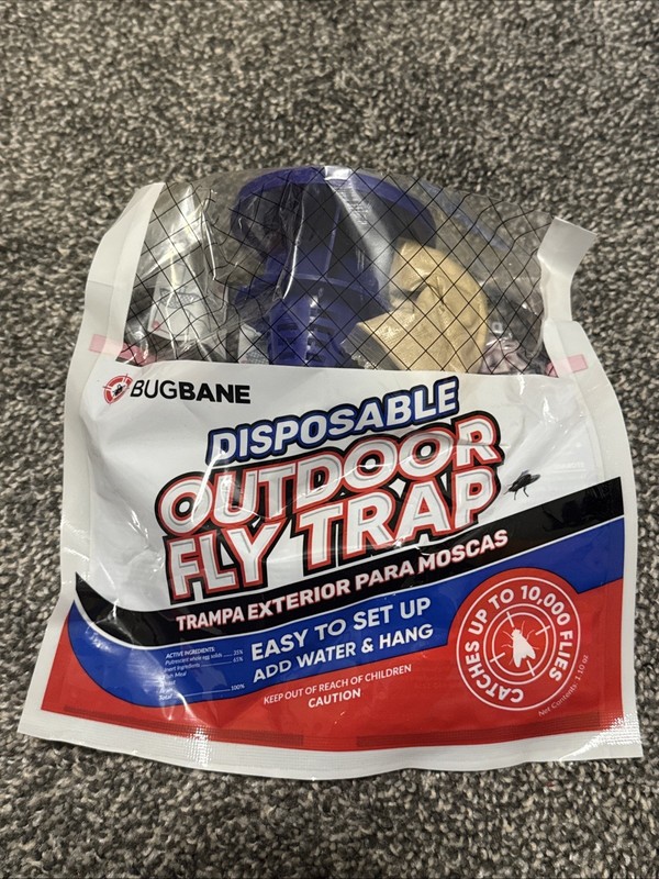 Outdoor Fly Traps Non-Toxic Disposable Bags for Effective Bug Control Bugbane