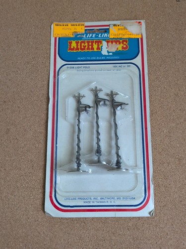 Postes y bombillas de luz Str vintage escala HO "Life Like" AC/DC #01206 NUEVO EN PAQUETE | Zustand: New