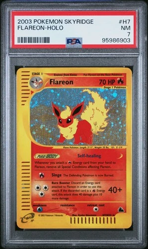SWIRL Flareon Pokemon 2003 Holo Skyridge English H7/H32 PSA 7