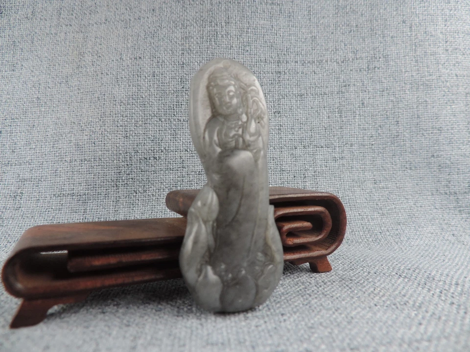 Antigua escultura china de jade verde hitiano de naturaleza GUANYIN estatua colgante Foto 4 de 4