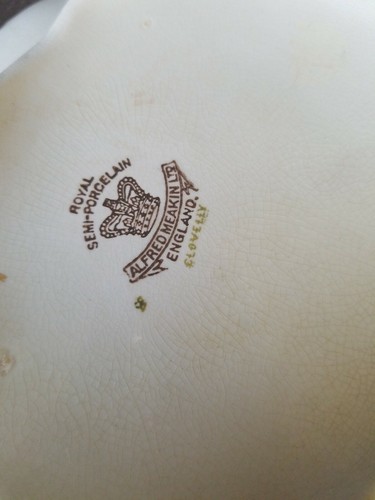 Alfred Meakin Covered Vegetable Dish - Picture 2 of 5