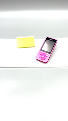 Sony NW-S14 Walkman Portable Music Player Audio MP3 8GB Yellow