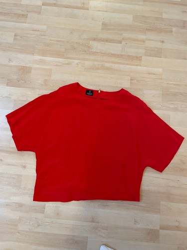 Kurzarmbluse aus 100% Seide von Madeleine rot Gr 44 (fällt kleiner aus)