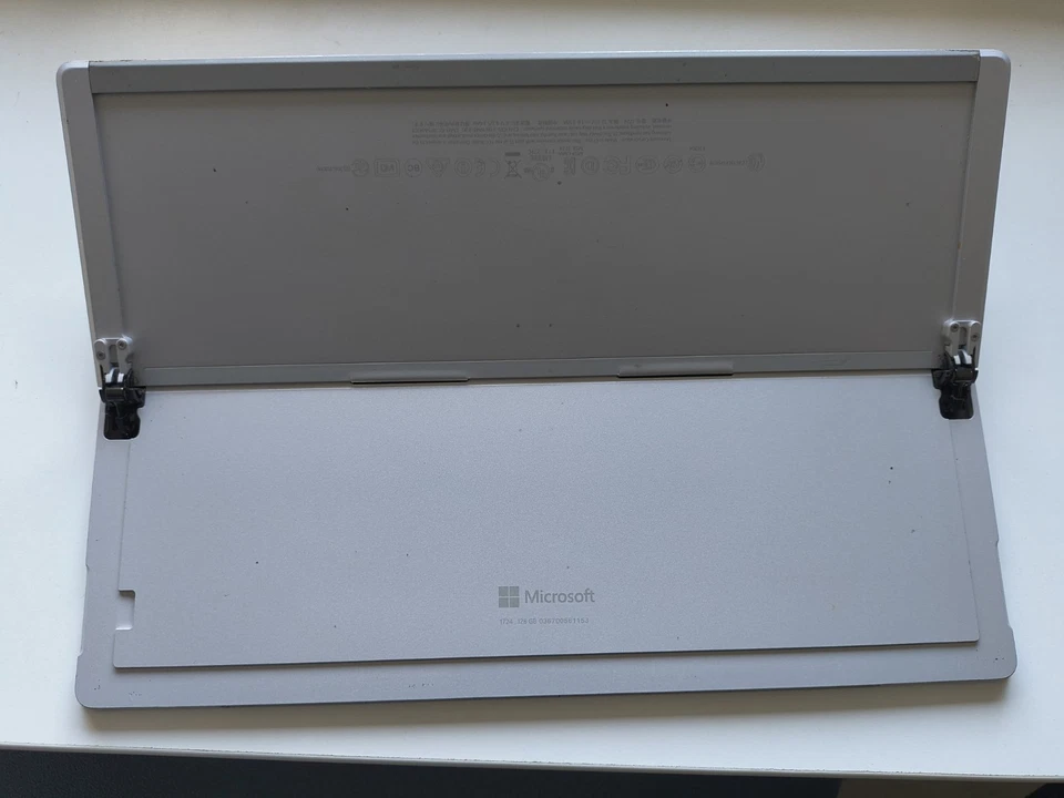 Microsoft Surface Pro 5 12.3" Laptop  128GB - Image 4 of 4