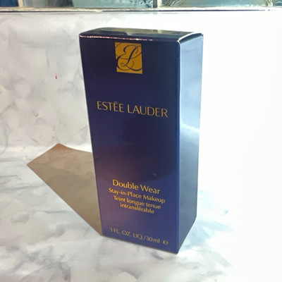Estée Lauder Double Wear Stay-in-Place Foundation 2N1 Desert Beige 1 fl oz