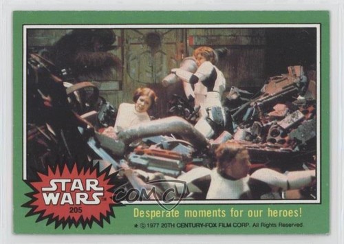1977 Topps Star Wars #205 Desperate moments for our heroes! — Raw
