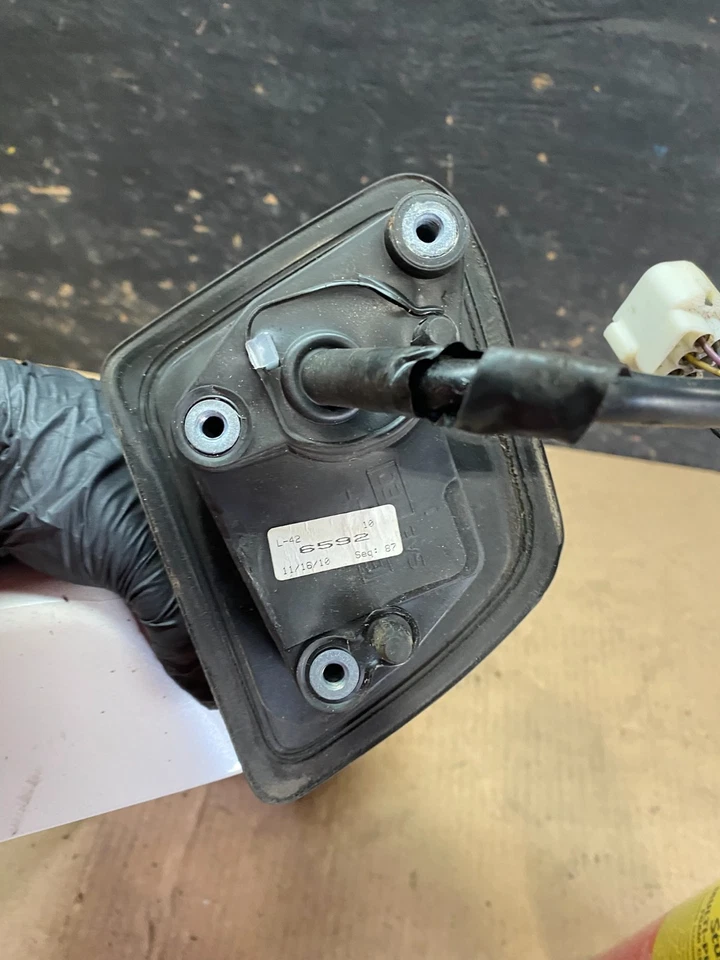 Espejo retrovisor puerta izquierda Mitsubishi Endeavor 2004-2009 conductor T0392 DG Foto 4 de 4