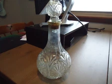 Vintage Anchor Hocking Starburst Medallion Glass Decanter Mid-Century 9.5" Tall