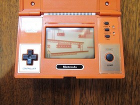 NINTENDO Donkey Kong Game and Watch in Excellent Condition (DK-52) 1982