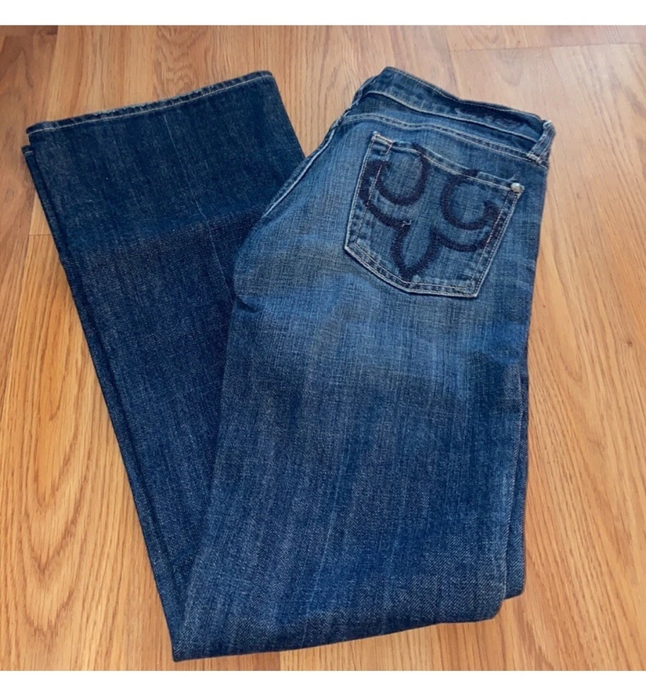 Pantalones de mezclilla premium de lujo para mujer elásticos azules bordados 26 bootcut elásticos Foto 2 de 4